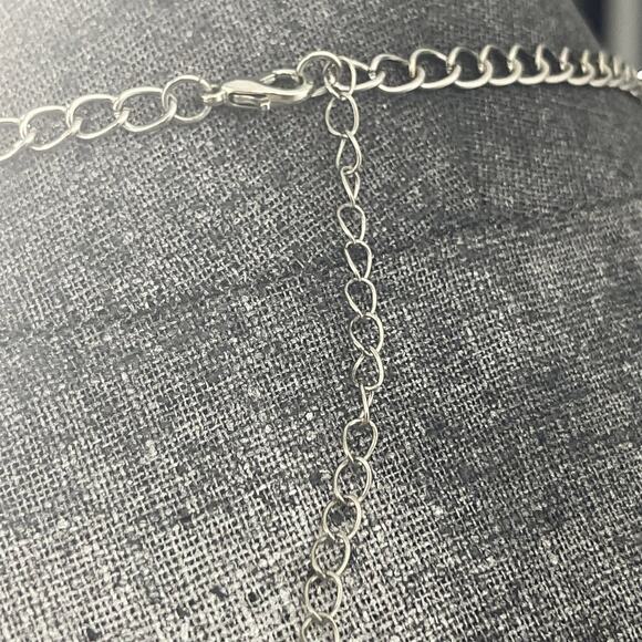 Necklace collar costume jewelry silver tone and black faux jewels chain link - Picture 4 of 9